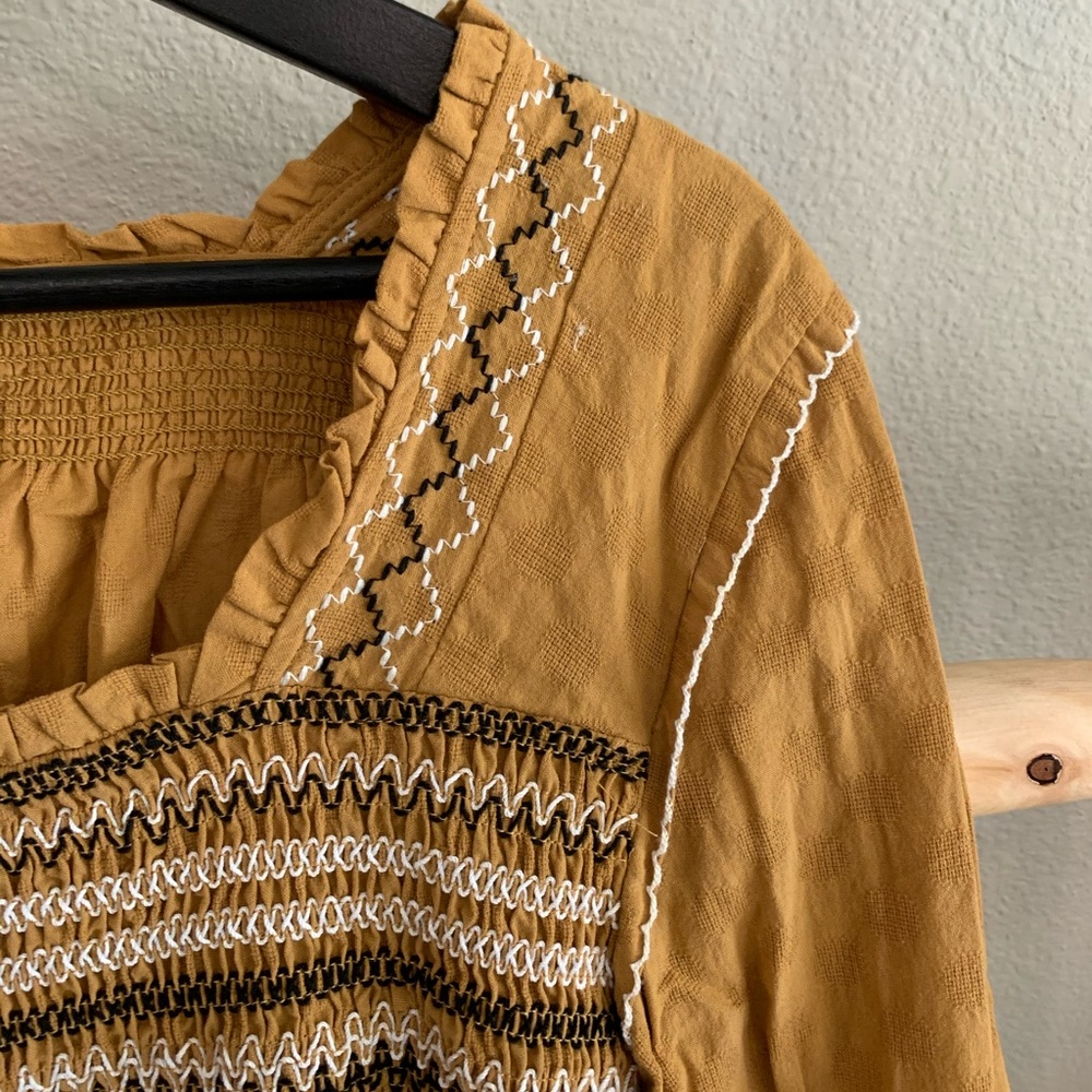 Altar’d State Blouse - Picture 4 of 6